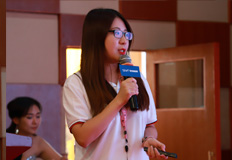 中安信聯(lián)科技有限公司會(huì)員運(yùn)營(yíng)經(jīng)理陸佳媛分享“攜手互聯(lián)網(wǎng)，賦能大安防”